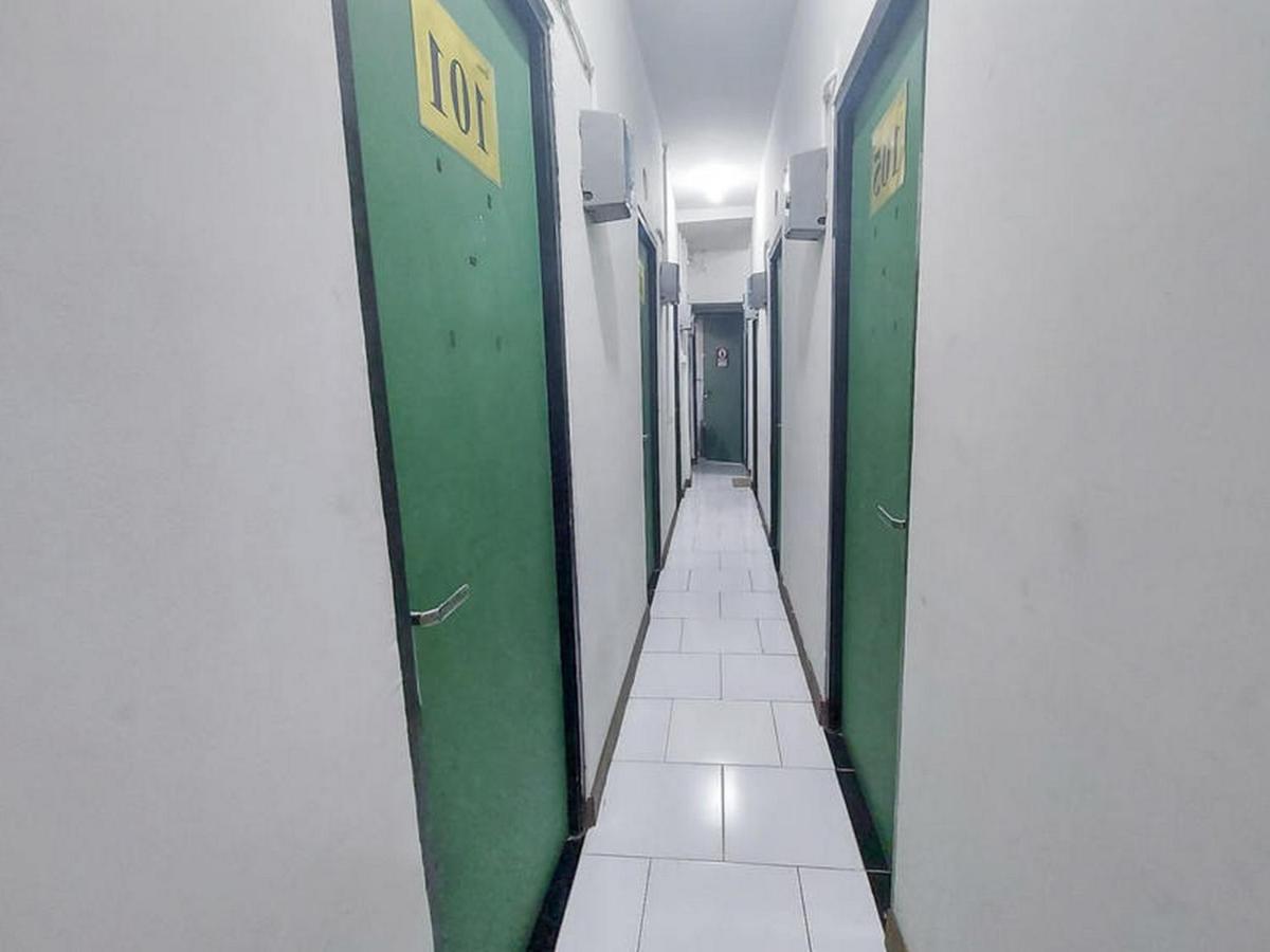 Marson Taman Mahkota Syariah Residence Redpartner Tangerang Exterior foto